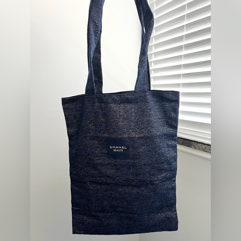GWP/Novelty Chanel Tote